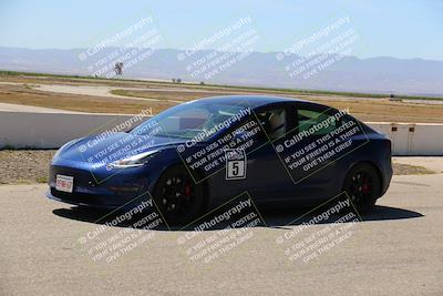 media/Apr-10-2022-Speed Ventures (Sun) [[fb4af86624]]/Teslacorsa B/Grid/